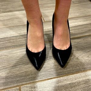 Sam Edelman Hazel Pointed Toe Heel